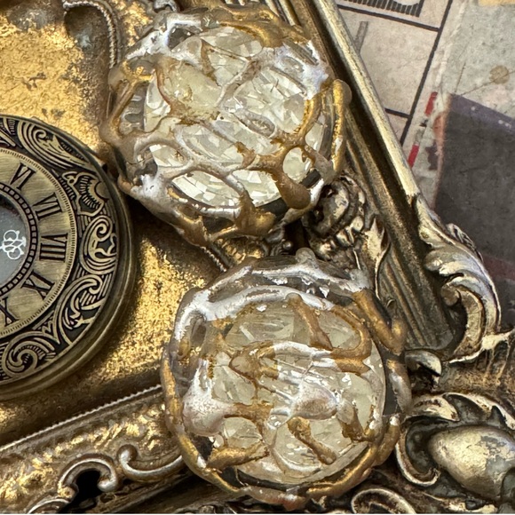 H. WEISZ • Vintage Siyabona Crystal Clear Earrings - Picture 3 of 3